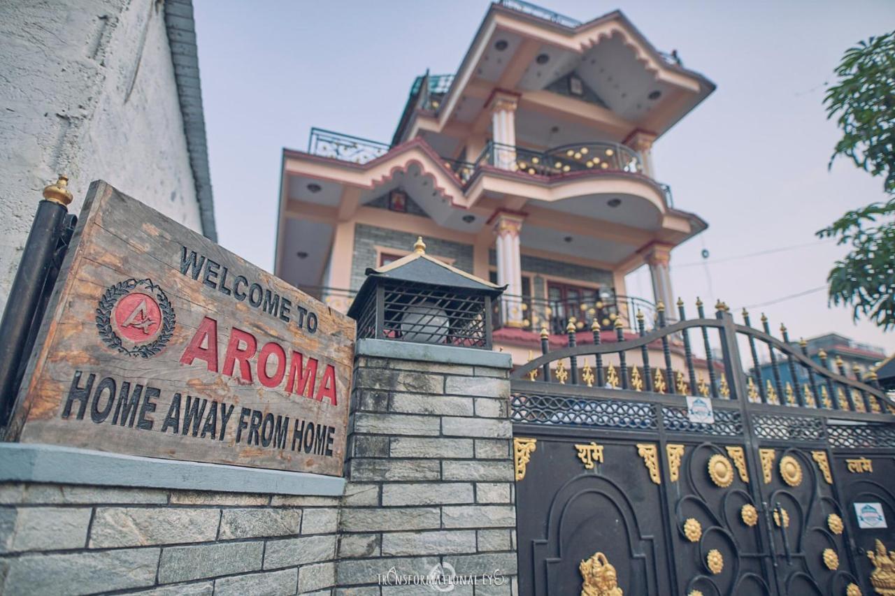 Aroma Tourist Hostel Pokhara Eksteriør billede